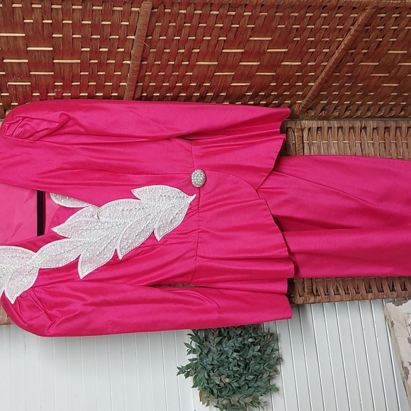 Vintage two piece suit dress Raspberry Pink, Peplum Jacket, Embroidered 1950's - Picture 16 of 16